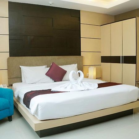 Orchardz Hotel Ayani Pontianak Exterior foto
