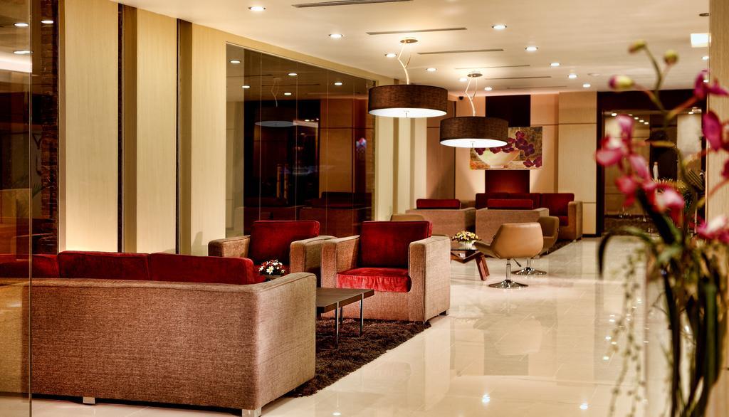 Orchardz Hotel Ayani Pontianak Exterior foto