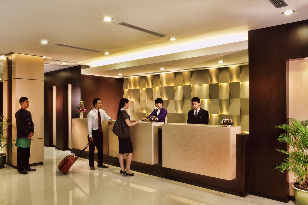 Orchardz Hotel Ayani Pontianak Exterior foto